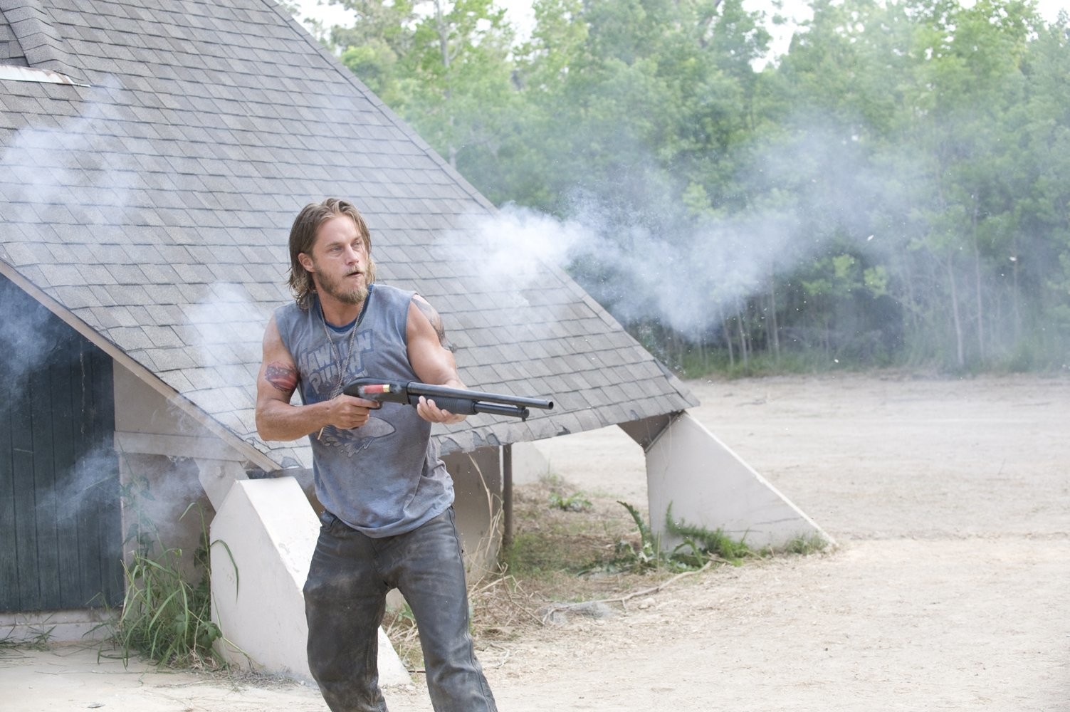 Travis Fimmel in Бэйтаун вне закона (2012)