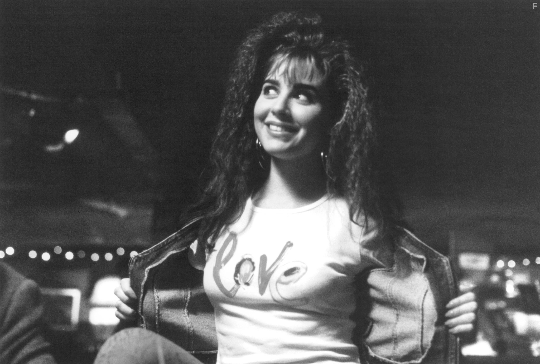 Cara Buono in Забыть и вспомнить (1995)