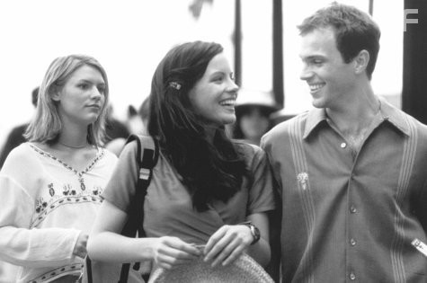 Claire Danes, Kate Beckinsale, and Daniel Lapaine in Разрушенный дворец (1999)