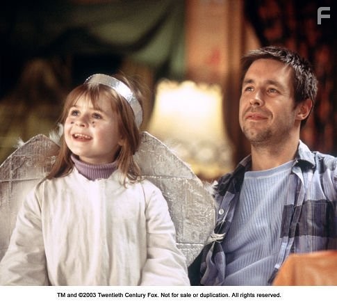 Paddy Considine and Emma Bolger in В Америке (2002)