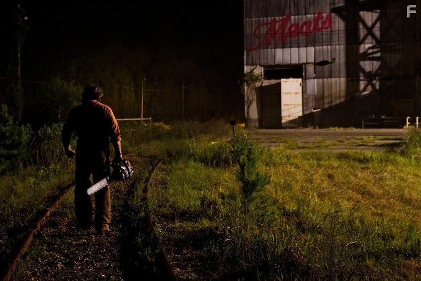 Dan Yeager in Техасская резня бензопилой 3D (2013)