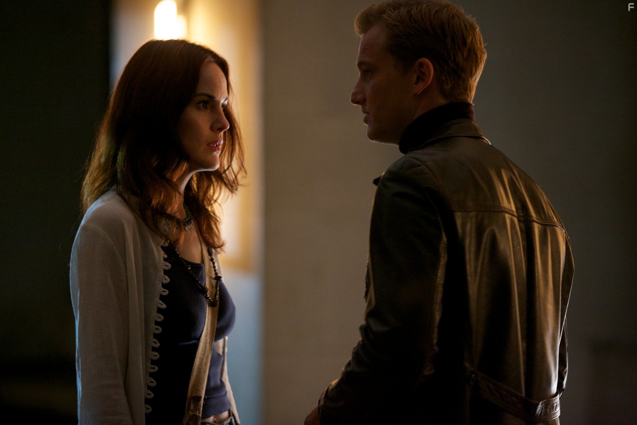 Michelle Dockery and Alexander Fehling in Неспокойная (2012)