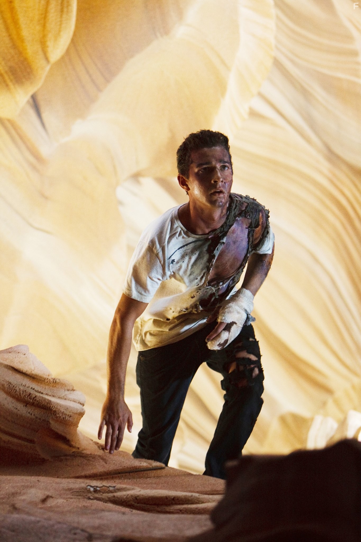 Shia LaBeouf in Трансформеры: Месть падших (2009)