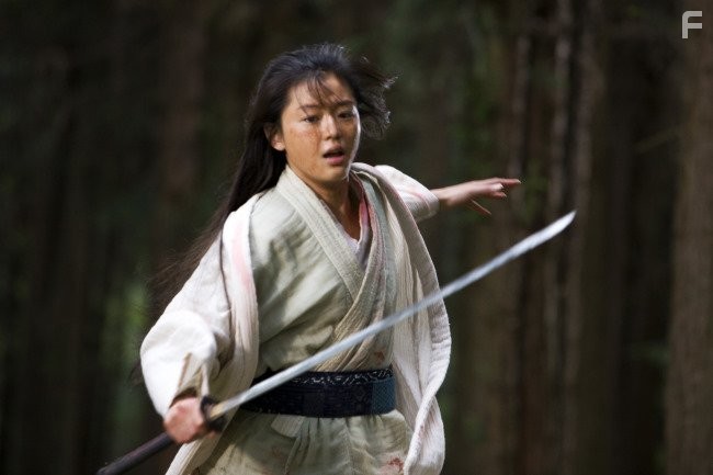 Ji-hyun Jun in Последний вампир (2009)