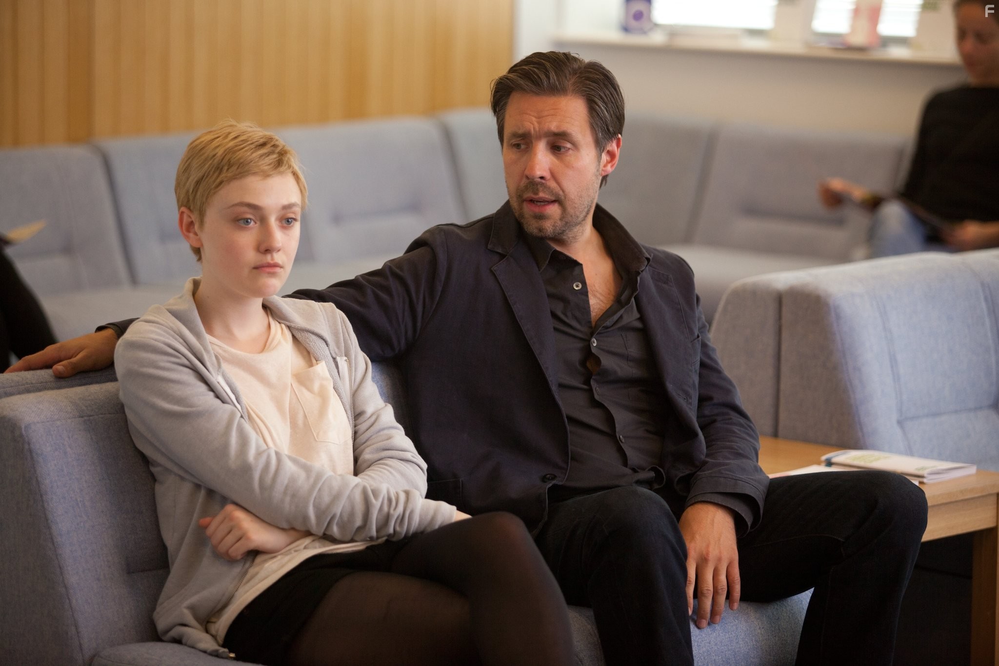 Paddy Considine and Dakota Fanning in Сейчас самое время (2012)