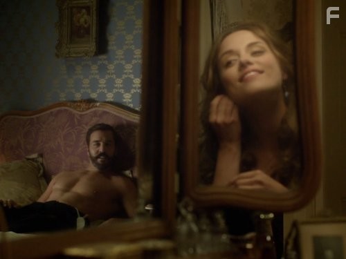 Jeremy Piven and Zo? Tapper in Мистер Селфридж (2013)