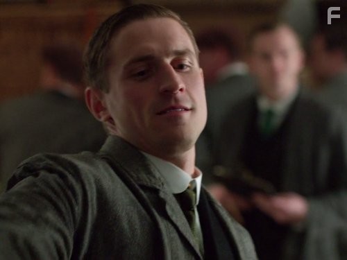 Мистер Селфридж (2013)