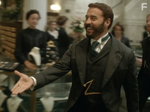 Jeremy Piven in Мистер Селфридж (2013)