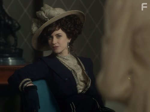 Katherine Kelly in Мистер Селфридж (2013)