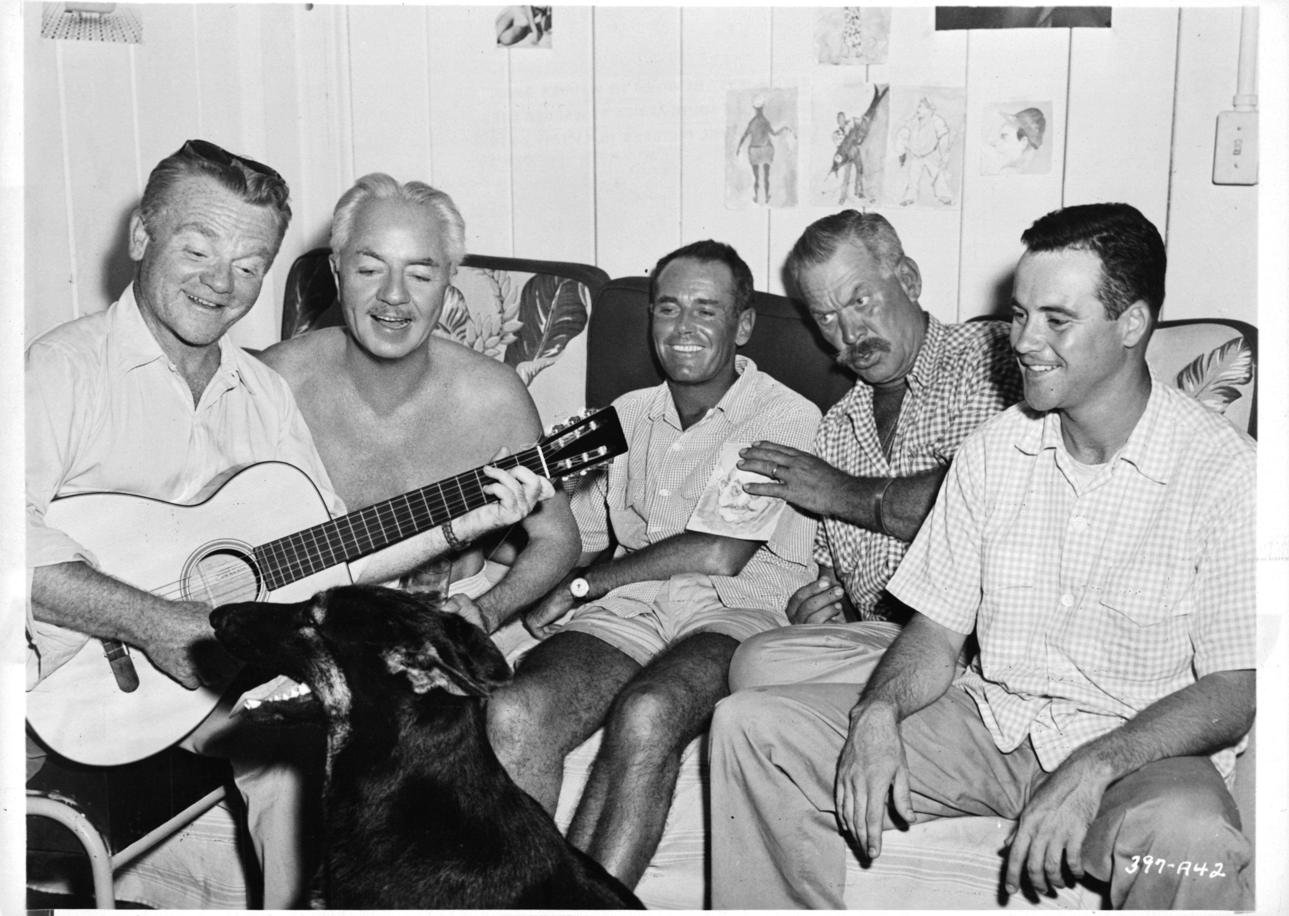 James Cagney, Henry Fonda, Jack Lemmon, Ward Bond, and William Powell in Мистер Робертс (1955)