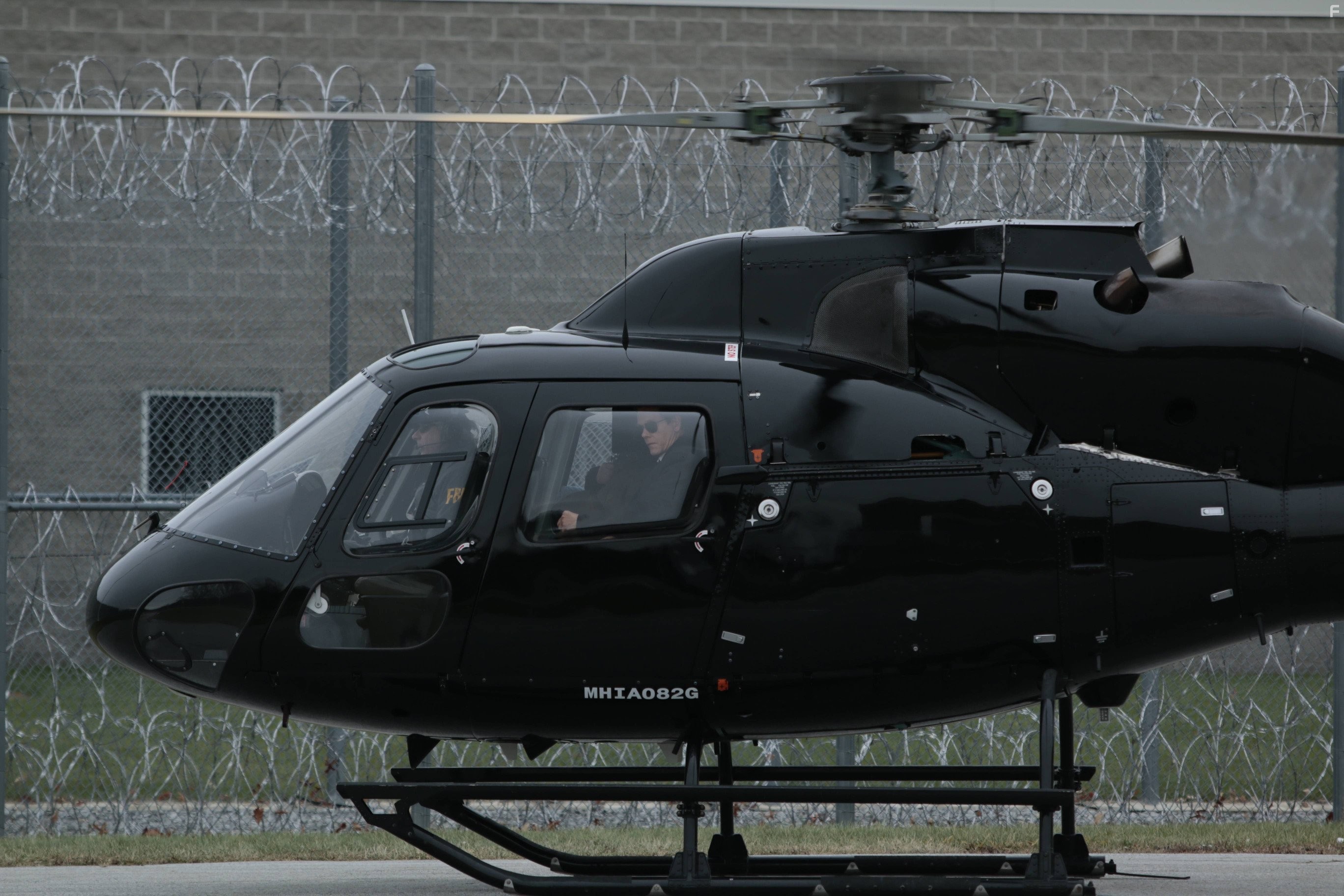 Kevin Bacon in Последователи (2013)