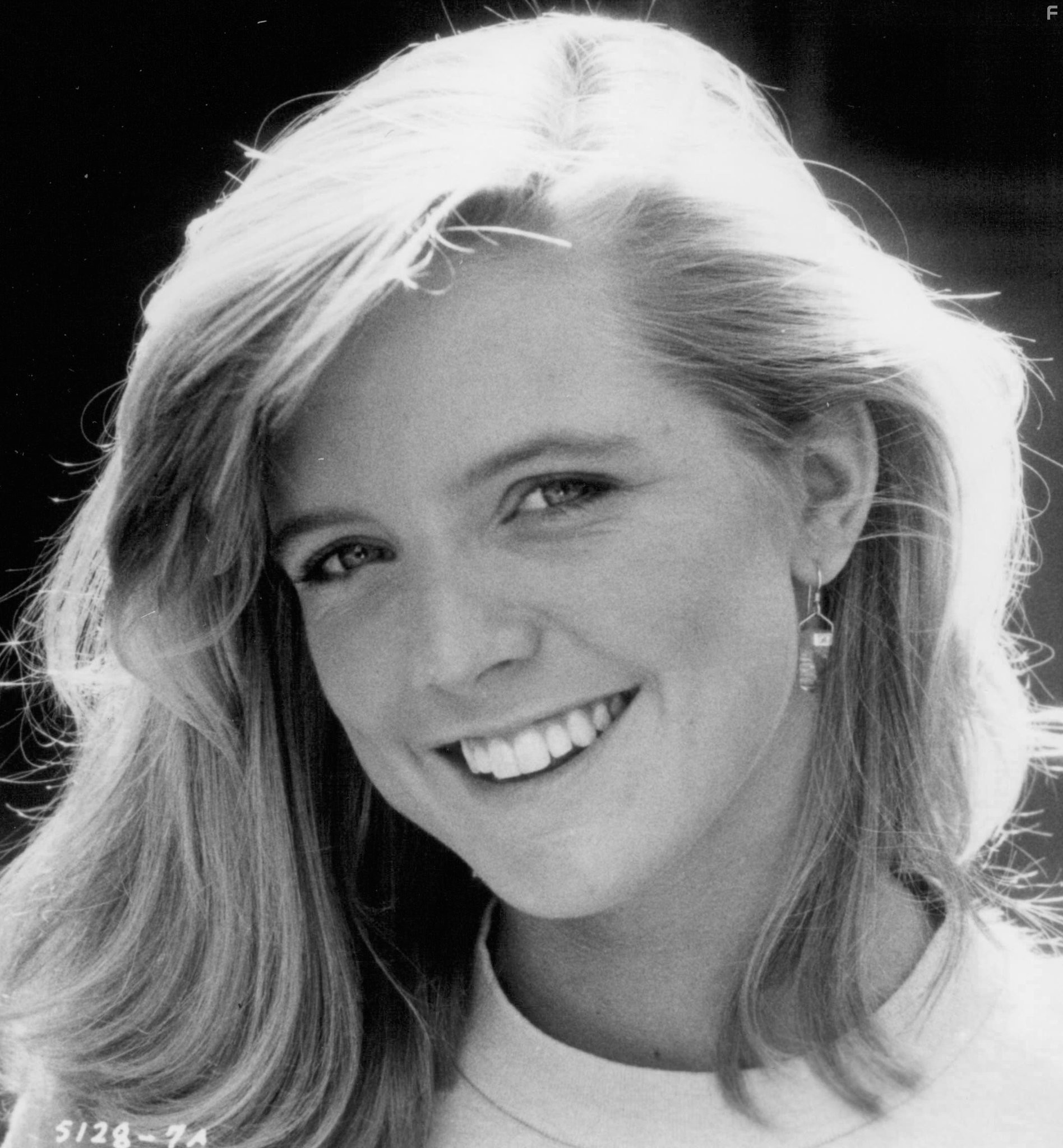 Courtney Thorne-Smith in Летняя школа (1987)