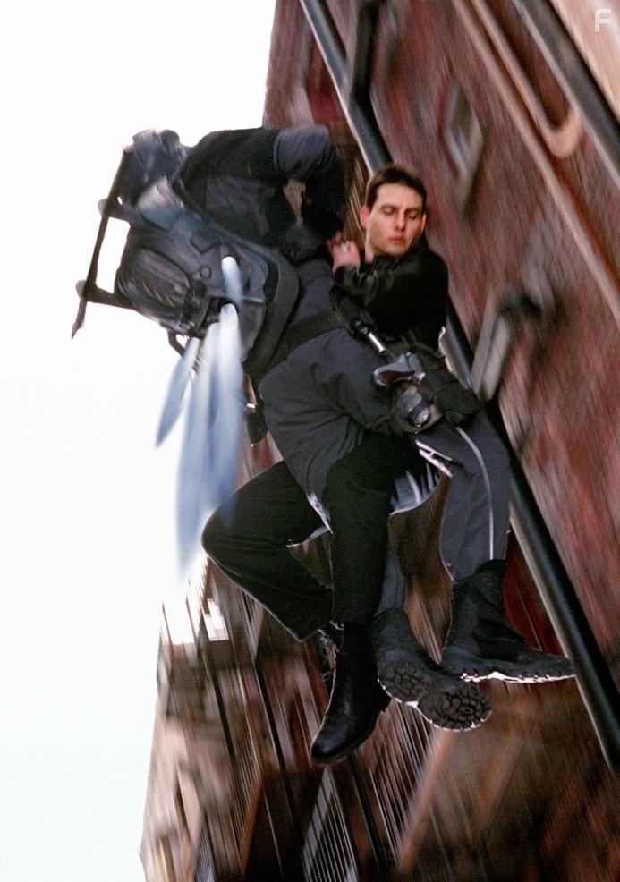 Tom Cruise in Особое мнение (2002)