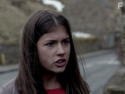 Aimee Kelly in Волчья кровь (2012)