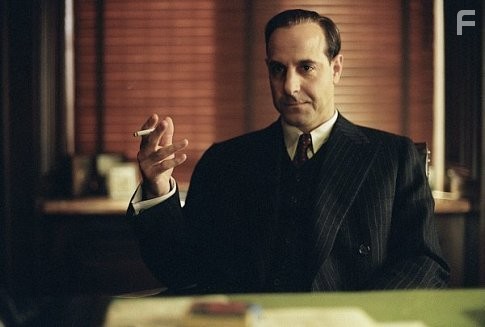 Stanley Tucci in Проклятый путь (2002)