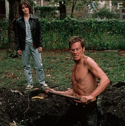Kevin Bacon and Kathryn Erbe in Отзвуки эха (1999)