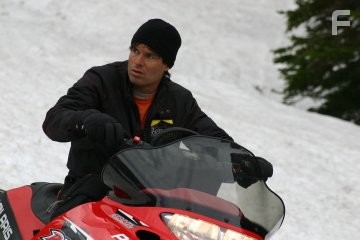 Patrick Muldoon in Ледяные пауки (2007)