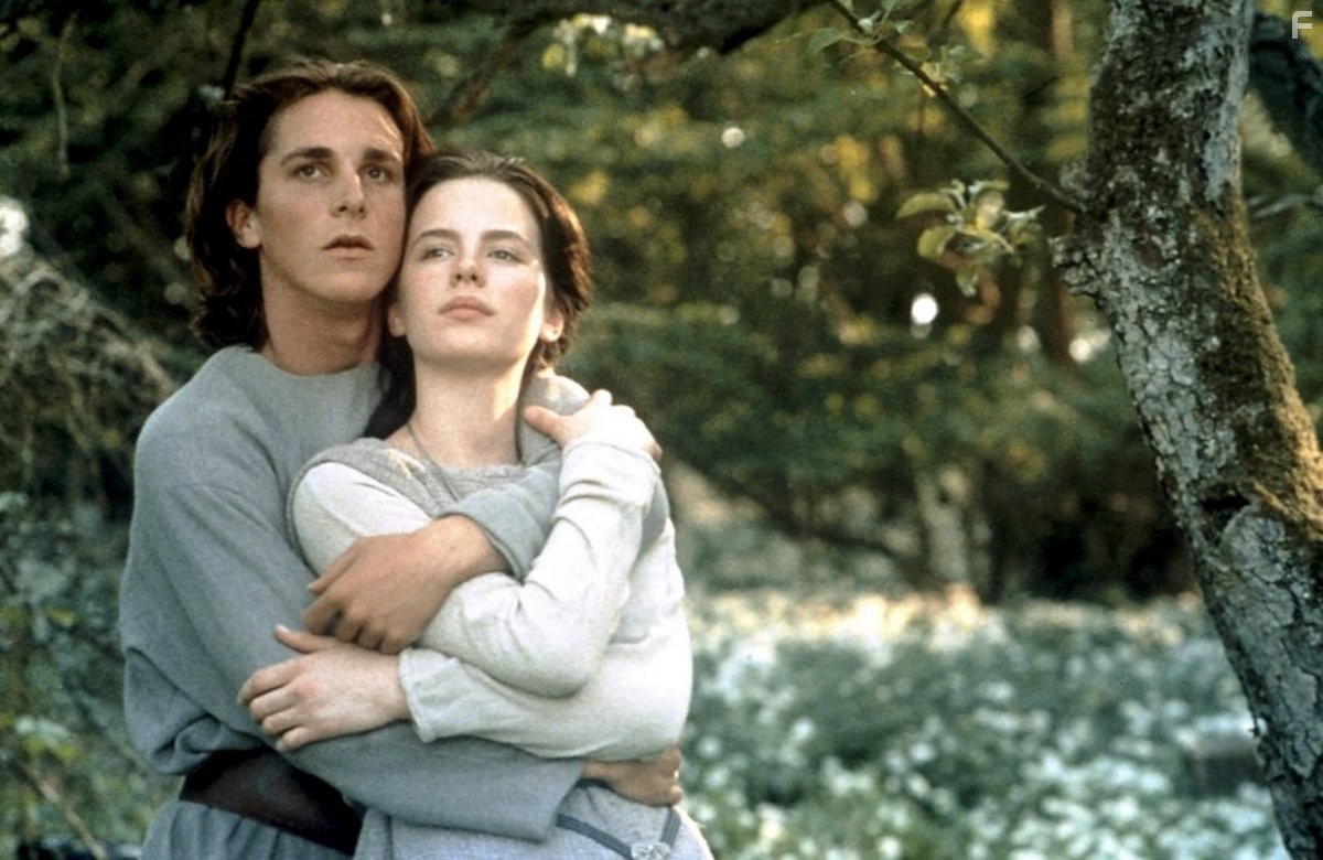 Christian Bale and Kate Beckinsale in Принц Ютландии (1994)