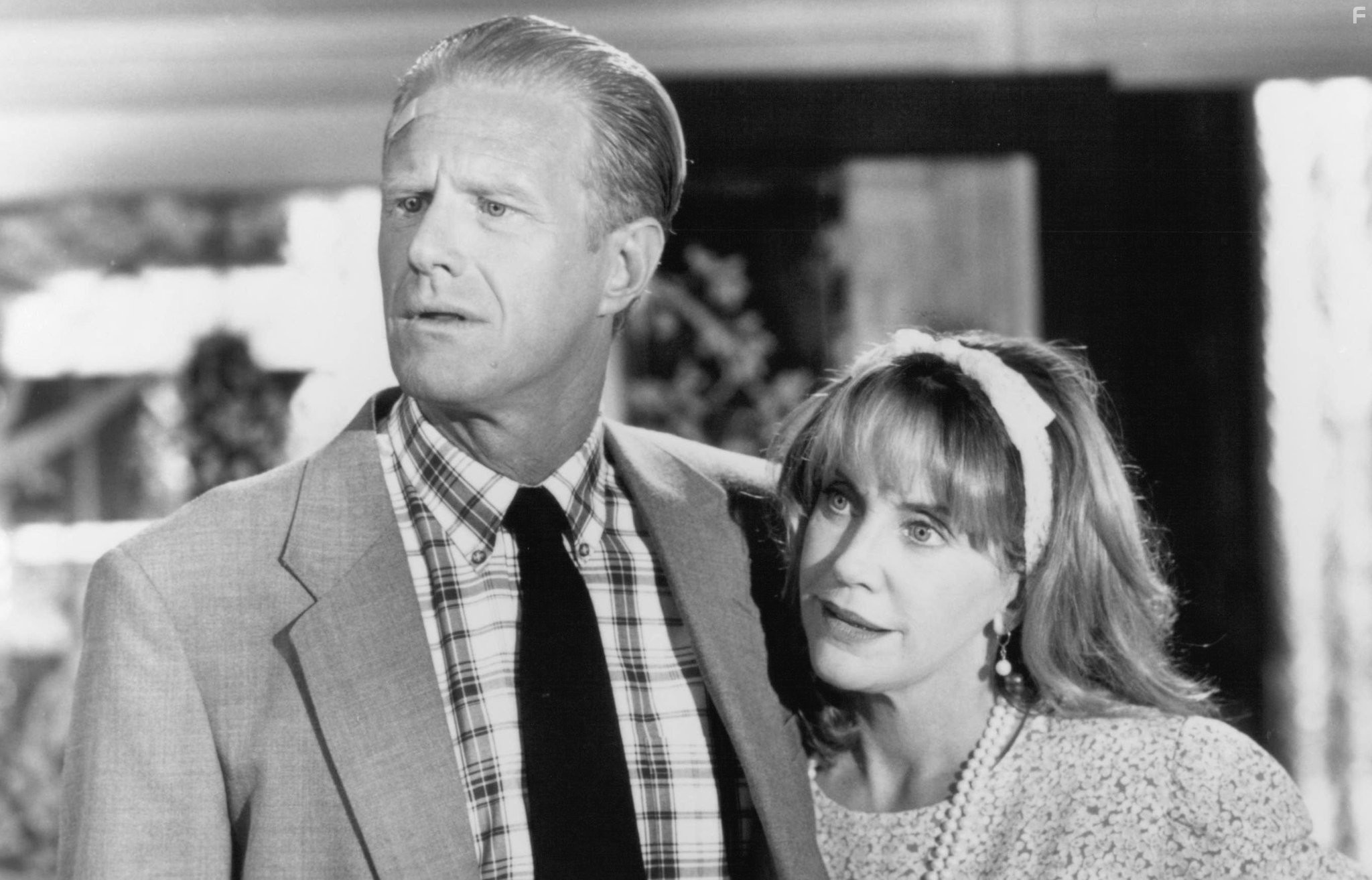Ed Begley Jr. and Mary Ellen Trainor in Жадность (1994)