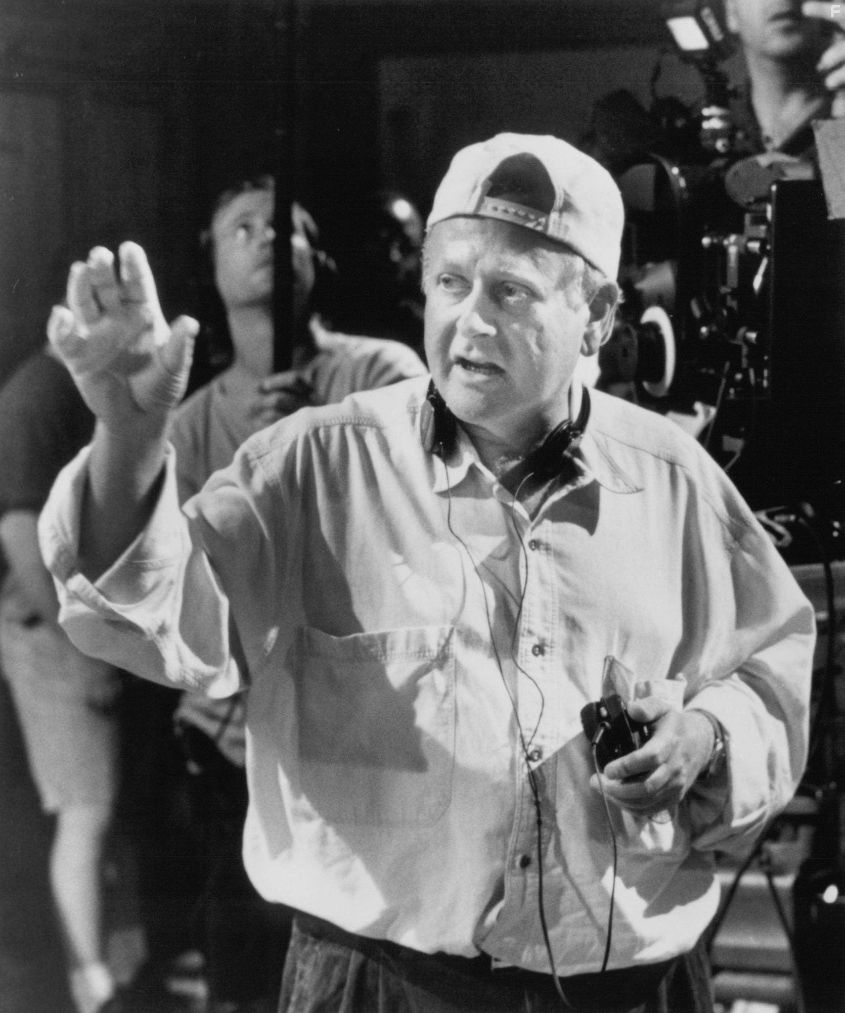 Jonathan Lynn in Жадность (1994)