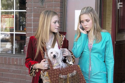 Ashley Olsen and Mary-Kate Olsen in Мгновения Нью-Йорка (2004)