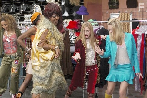 Ashley Olsen, Mary-Kate Olsen, and Mary Bond Davis in Мгновения Нью-Йорка (2004)