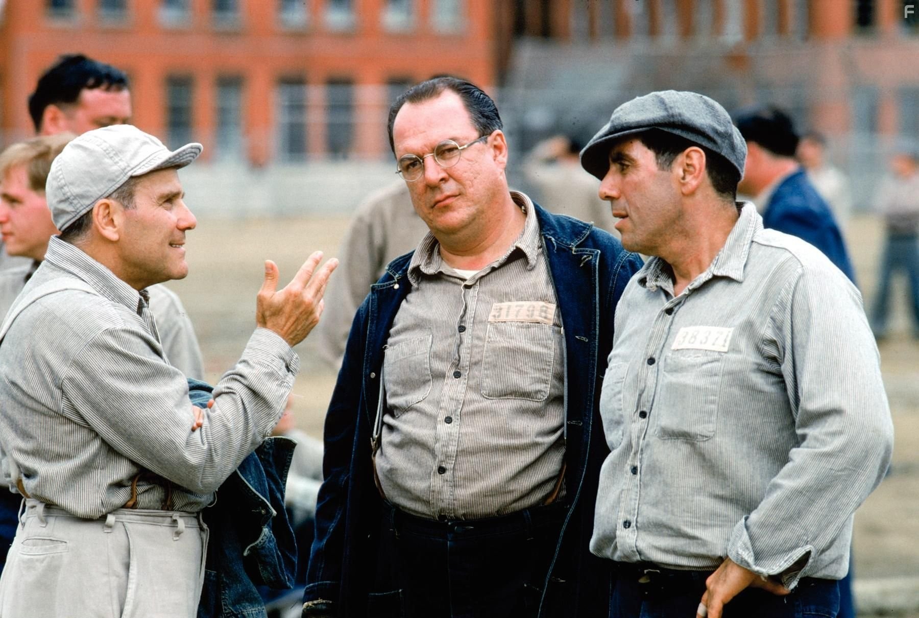 Larry Brandenburg, Neil Giuntoli, and David Proval in Побег из Шоушенка (1994)