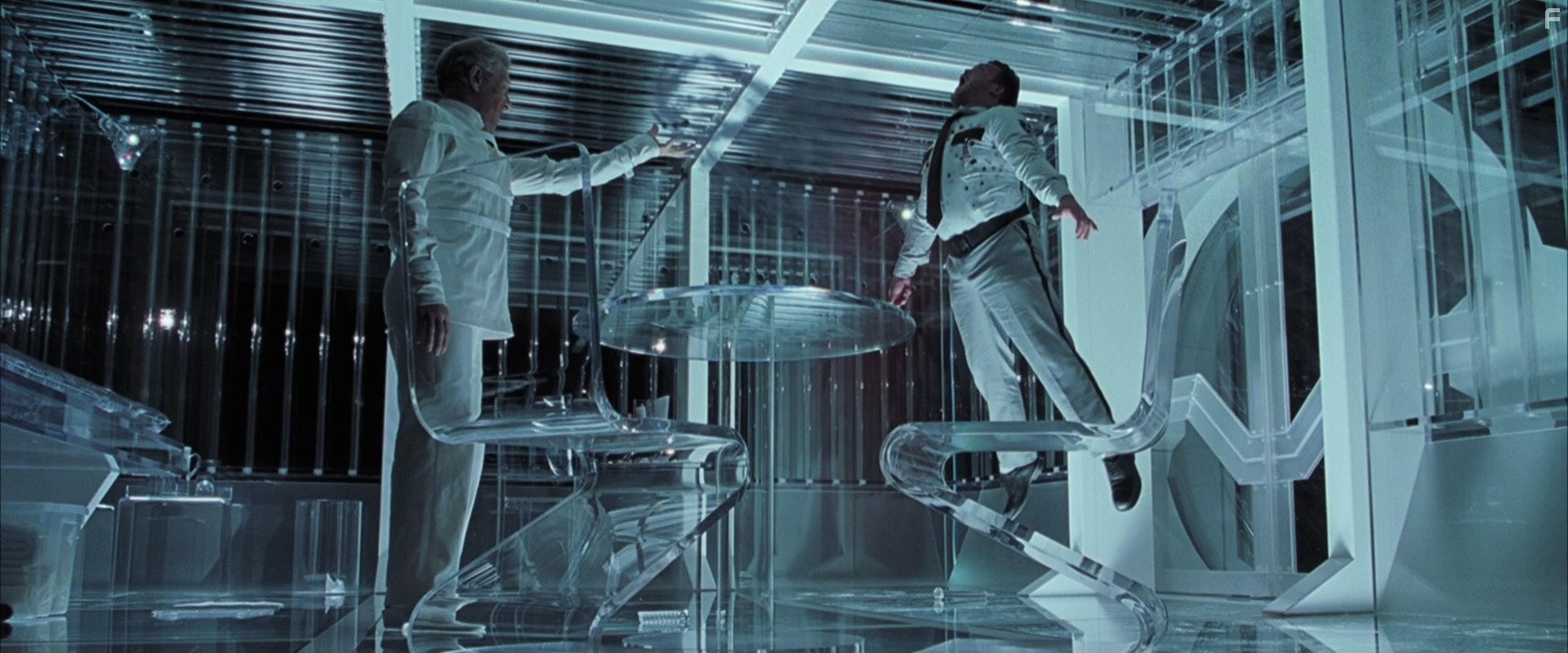 Ian McKellen and Ty Olsson in Люди Икс-2 (2003)