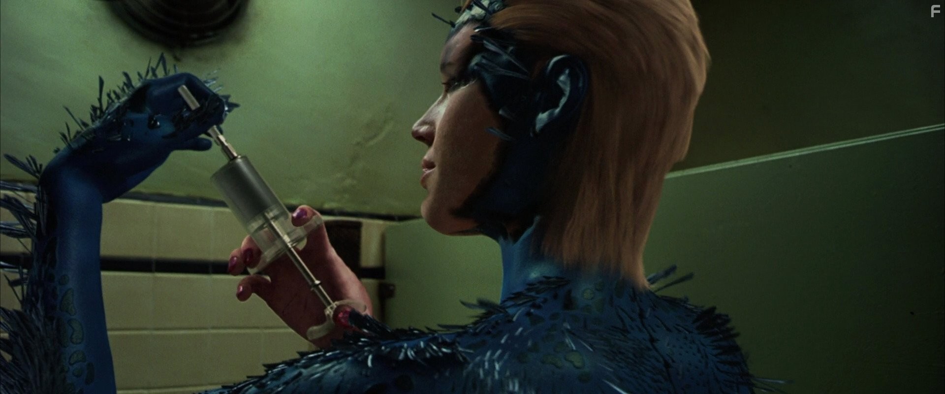 Rebecca Romijn in Люди Икс-2 (2003)