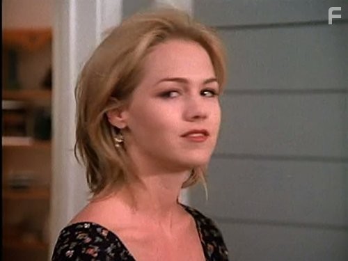 Jennie Garth in Beverly Hills 90210 (1990)