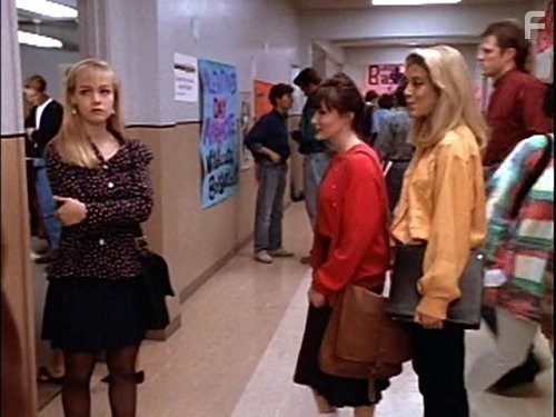 Shannen Doherty, Jennie Garth, and Tori Spelling in Beverly Hills 90210 (1990)