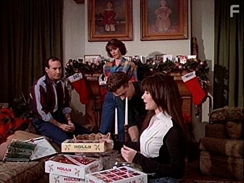 Jason Priestley, Shannen Doherty, James Eckhouse, and Carol Potter in Beverly Hills 90210 (1990)