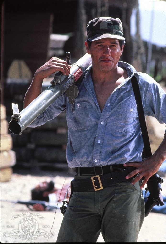 Robert Beltran in Одинокий волк МакКуэйд (1983)