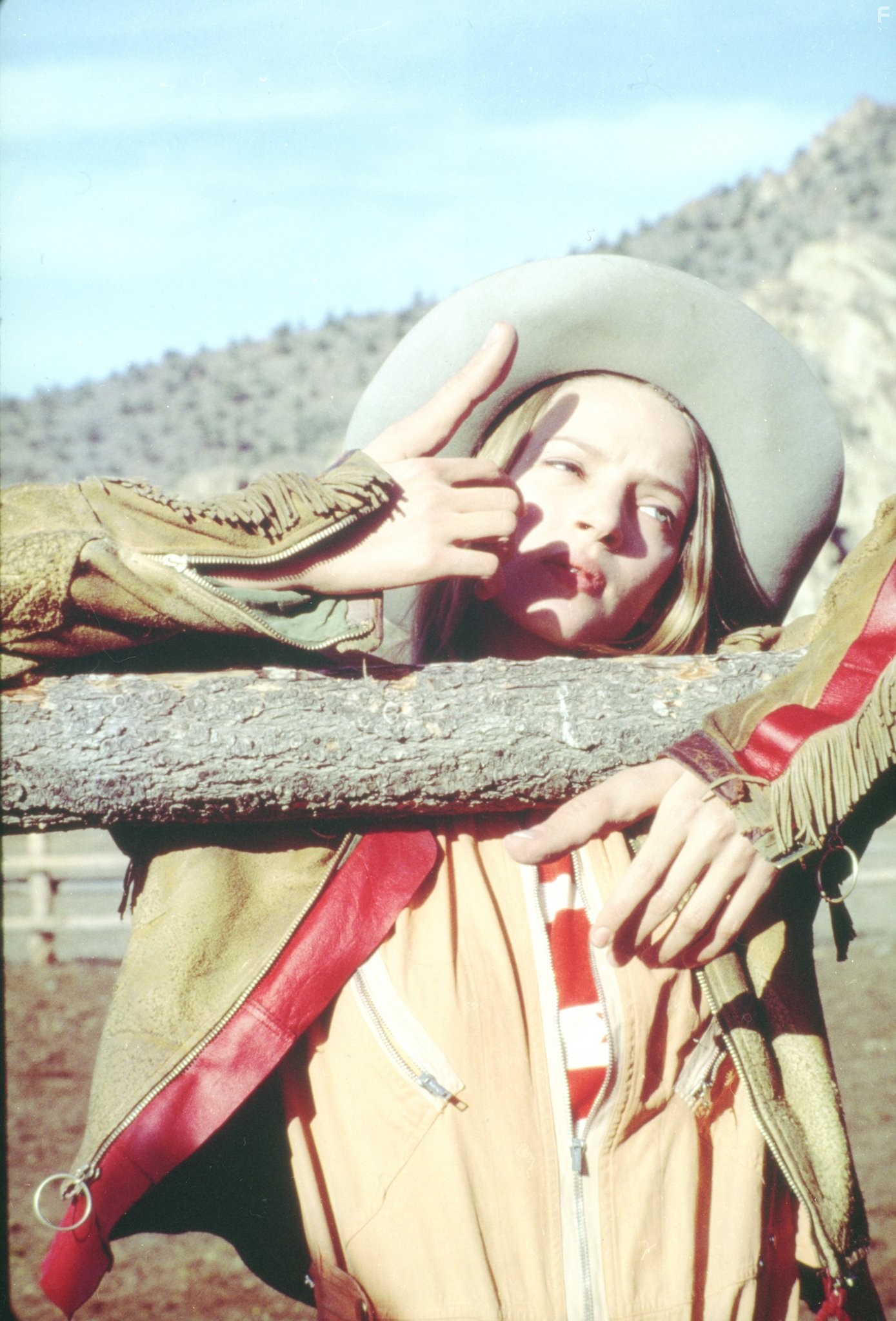 Uma Thurman in Даже девушки-ковбои иногда грустят (1993)