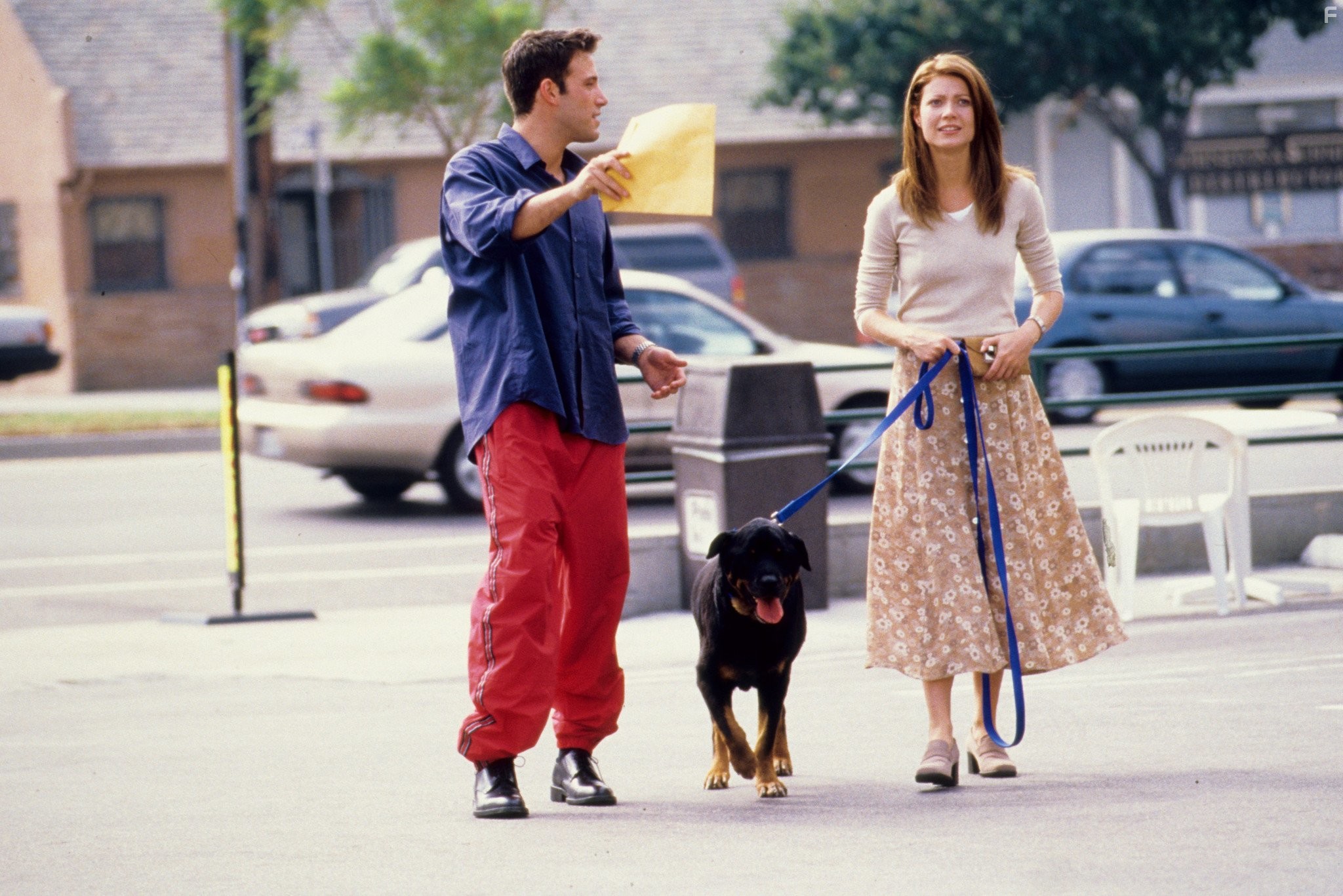 Ben Affleck and Gwyneth Paltrow in Чyжой билет (2000)