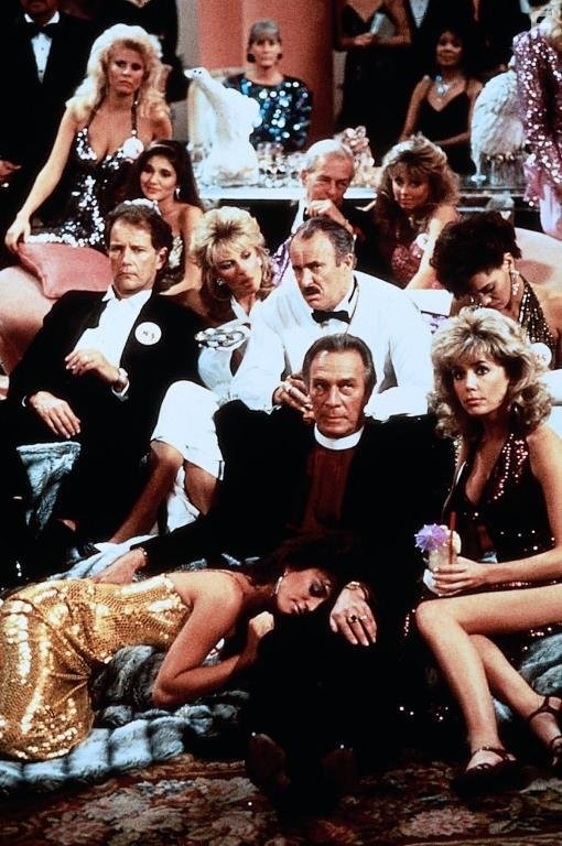 Dabney Coleman, Christopher Plummer, Ava Fabian, Sandra Canning, Bruce Gray, Lori Leonelli, and Dona Speir in Сети зла (1987)