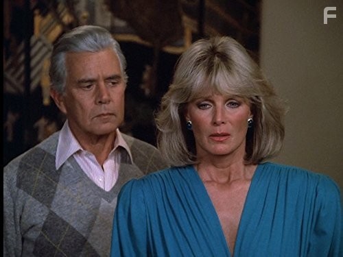 John Forsythe and Linda Evans in Династия (1981)