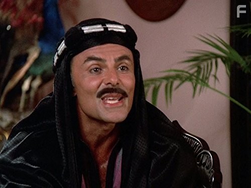 John Saxon in Династия (1981)