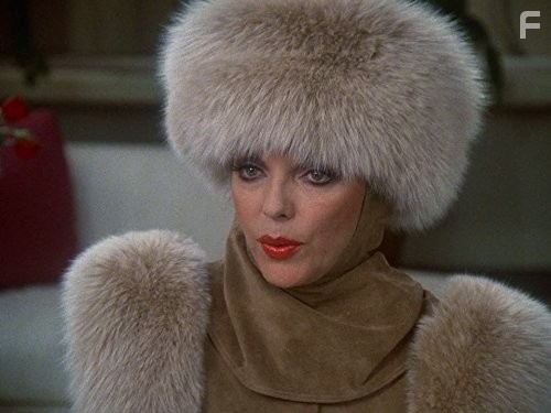 Joan Collins in Династия (1981)