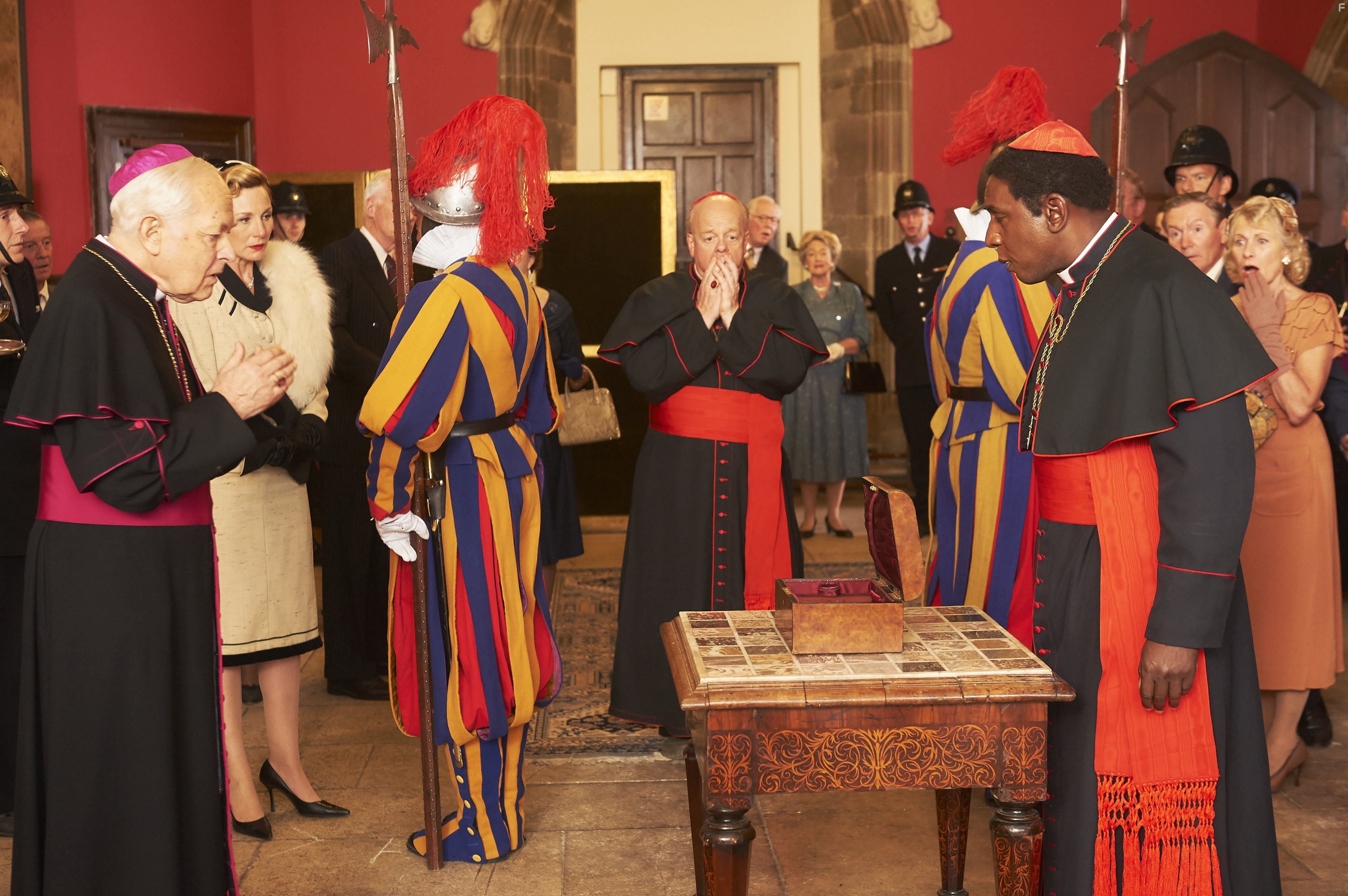 Roger Ashton-Griffiths, Colin McFarlane, and Michael Pennington in Отец Браун (2013)