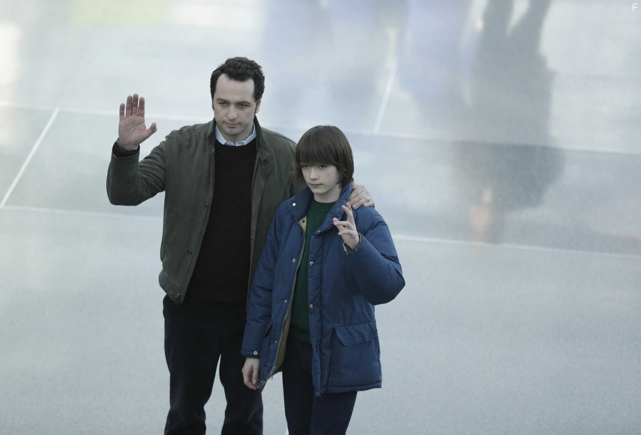Matthew Rhys and Keidrich Sellati in Американцы (2013)
