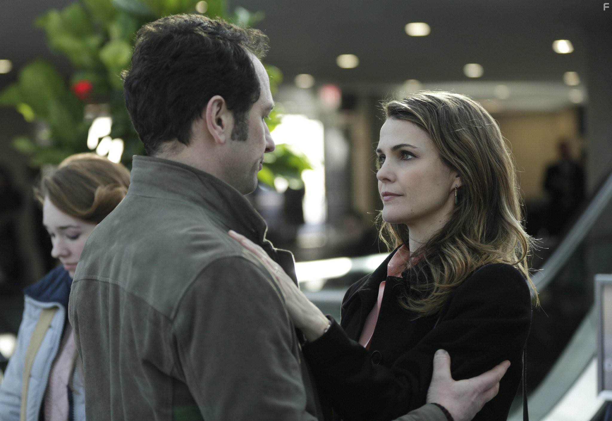 Keri Russell, Matthew Rhys, and Holly Taylor in Американцы (2013)