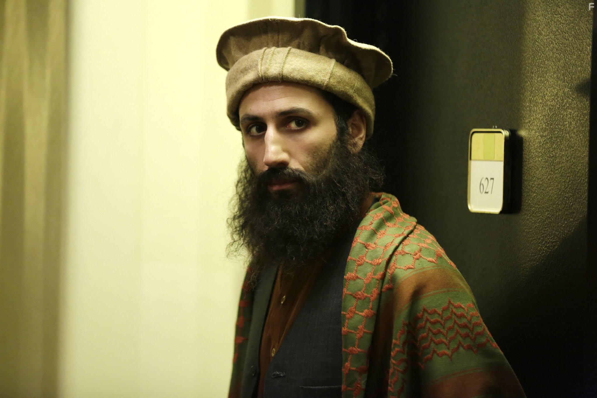 George Georgiou in Американцы (2013)