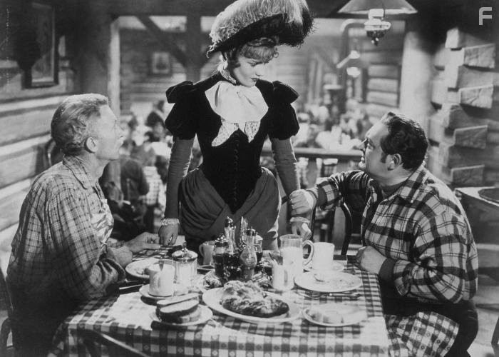 Walter Brennan, Frances Farmer, and Edward Arnold in Come and Get It (1936)