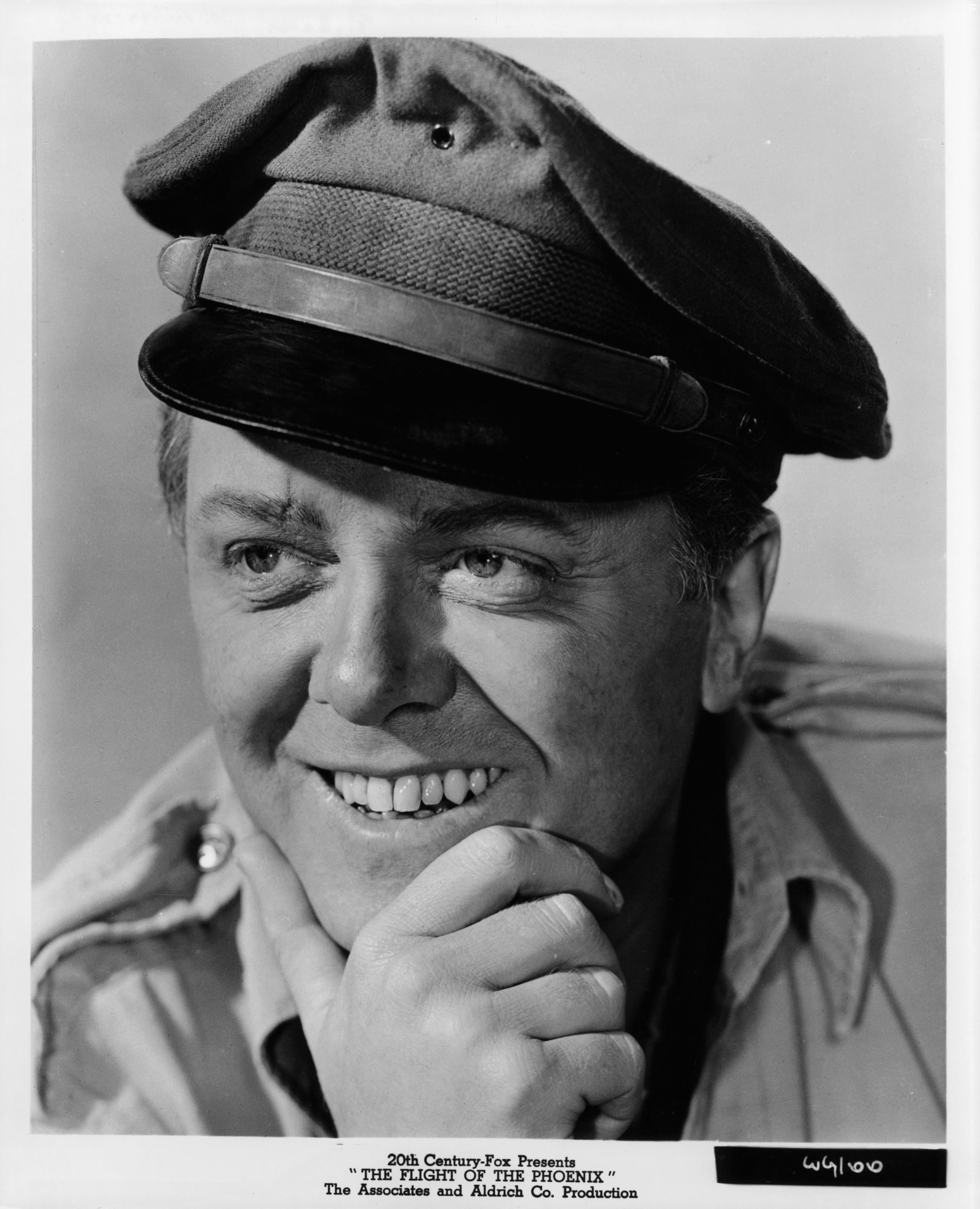 Richard Attenborough in Полет Феникса (1965)