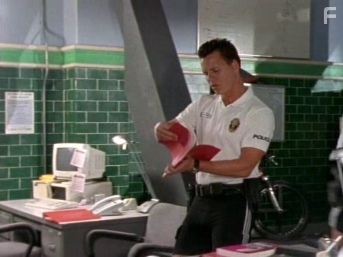 Полицейские на велосипедах (1996)