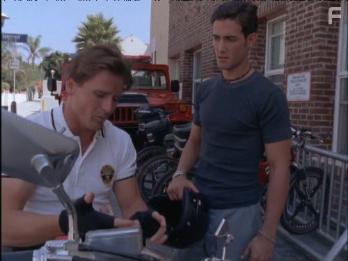 Полицейские на велосипедах (1996)