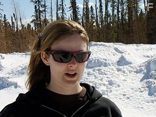 Lisa Kelly in Ледовый путь дальнобойщиков (2007)