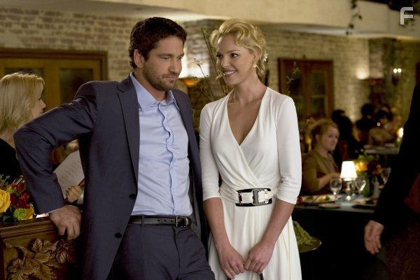 Katherine Heigl and Gerard Butler in Голая правда (2009)
