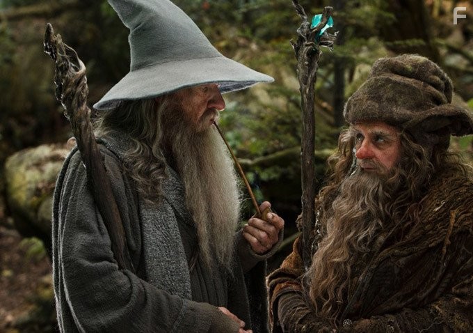 Ian McKellen and Sylvester McCoy in Хоббит: Нежданное путешествие (2012)